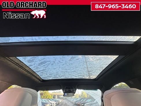 Used 2024 Cadillac Lyriq Luxury AWD/4WD image 15