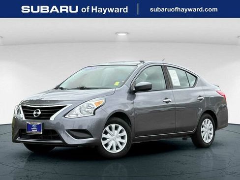 Used 2019 Nissan Versa SV FWD image 1