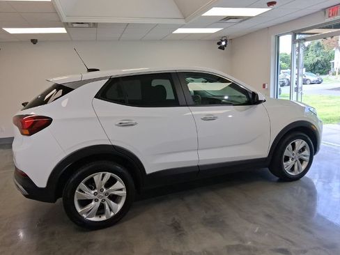 Used 2025 Buick Encore GX Preferred w/ Comfort Package AWD/4WD image 8
