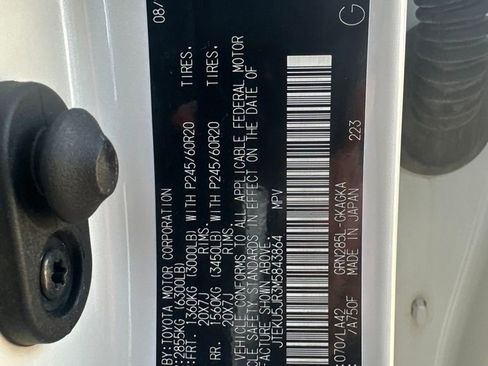 Used 2021 Toyota 4Runner Limited AWD/4WD image 21