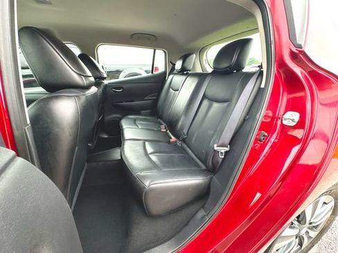 Used 2015 Nissan Leaf FWD image 25
