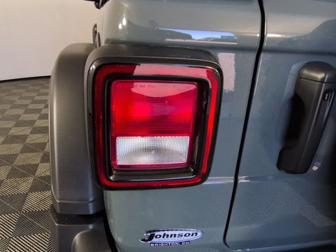 Used 2024 Jeep Wrangler Sport AWD/4WD image 10