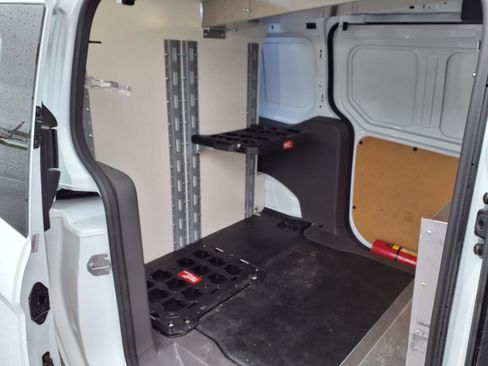 Used 2023 Ford Transit Connect XL FWD image 3