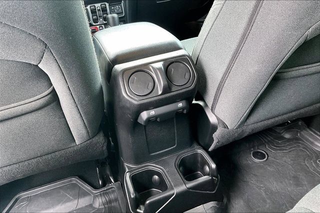 Used 2024 Jeep Wrangler Unlimited Sport AWD/4WD image 10