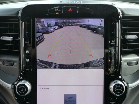 New 2026 RAM 1500 4x4 Crew Cab image 19