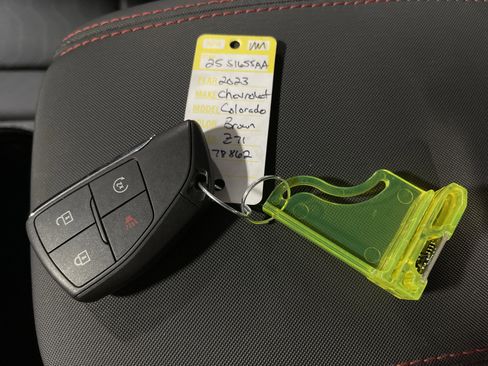 Used 2023 Chevrolet Colorado Z71 w/ Z71 Convenience Package 2 image 27