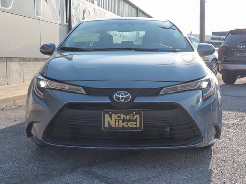 Used 2024 Toyota Corolla LE FWD image 2