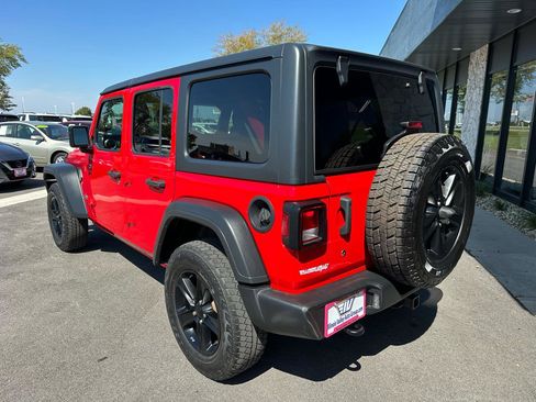 Used 2018 Jeep Wrangler Unlimited Sport S image 5