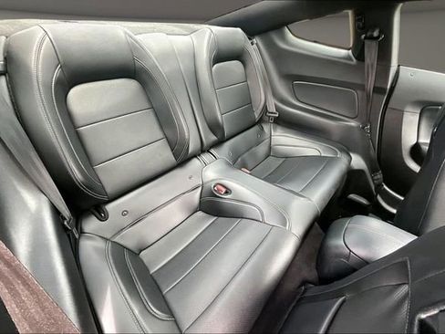 Used 2022 Ford Mustang GT Premium w/ Equipment Group 401A RWD image 25