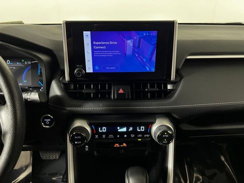 Certified 2025 Toyota RAV4 XLE AWD/4WD image 19