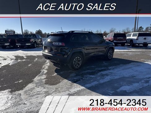 Used 2020 Jeep Cherokee Trailhawk w/ Cold Weather Group image 4