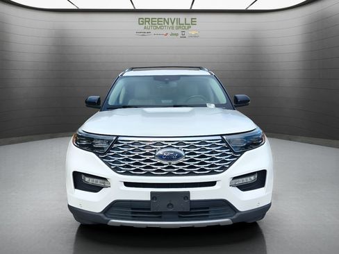 Used 2020 Ford Explorer Platinum w/ Premium Technology Package image 13