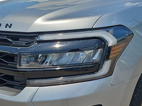Used 2023 Ford Expedition Limited AWD/4WD image 29