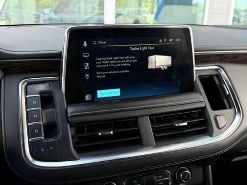 Used 2023 Chevrolet Suburban Premier RWD image 49