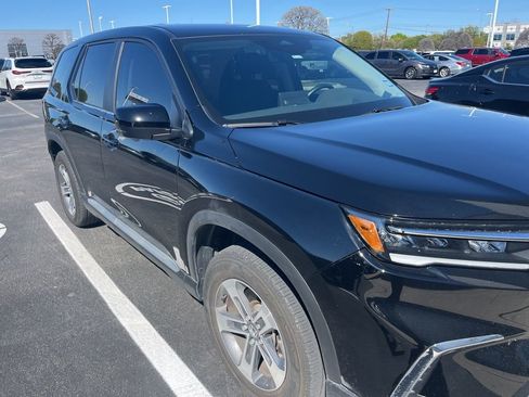 Certified 2024 Honda Pilot EX-L image 3