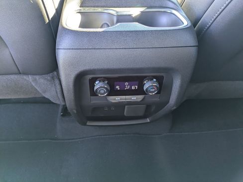 Used 2026 Chevrolet Traverse LT w/ Driver Confidence Package image 15