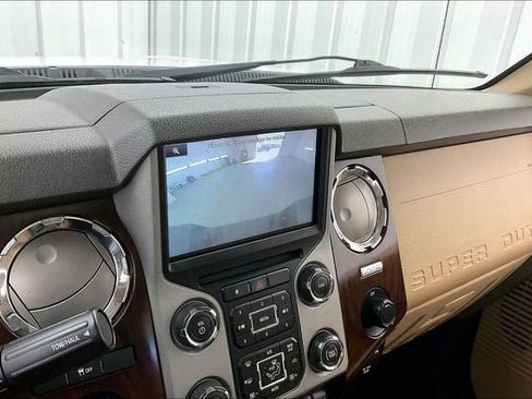 Used 2016 Ford F250 Lariat w/ Chrome Package image 28