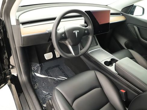 Used 2021 Tesla Model Y Performance AWD/4WD image 15