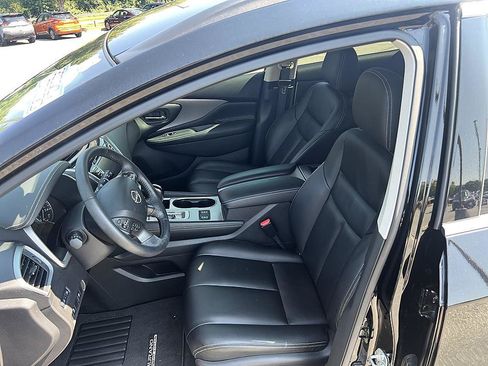 Certified 2024 Nissan Murano SV w/ SV Midnight Edition Package FWD image 13