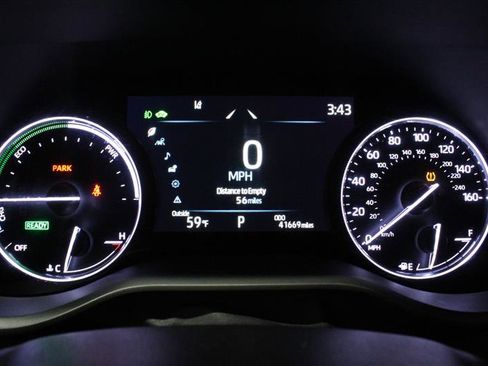Used 2022 Toyota Sienna Platinum AWD/4WD image 16