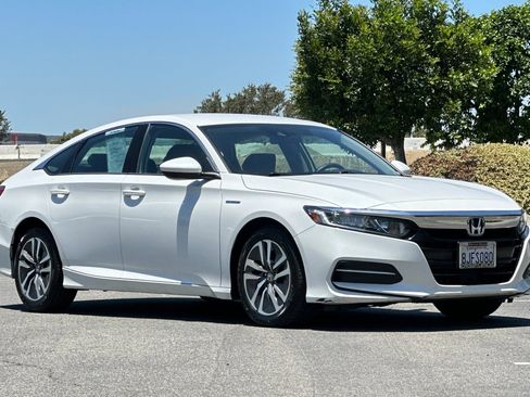 Used 2019 Honda Accord Hybrid image 6
