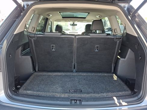 Certified 2023 Volkswagen Atlas SE w/ Panoramic Sunroof Package AWD/4WD image 31