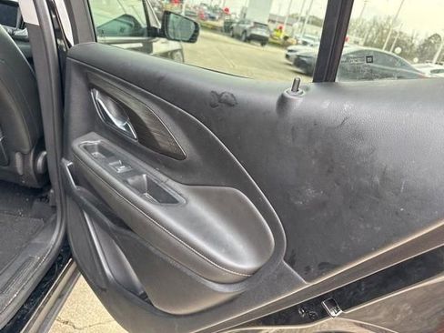 Used 2023 GMC Terrain SLT w/ Elevation Edition image 36