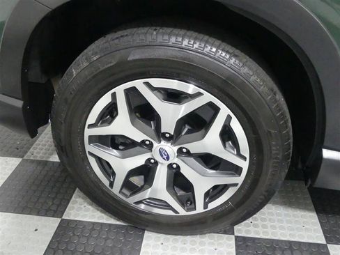 Used 2024 Subaru Forester Premium AWD/4WD image 15