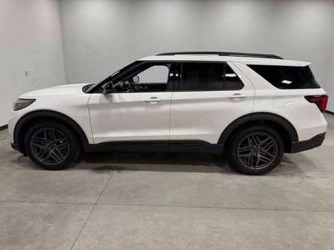New 2025 Ford Explorer ST w/ Sun And Sound Package image 8
