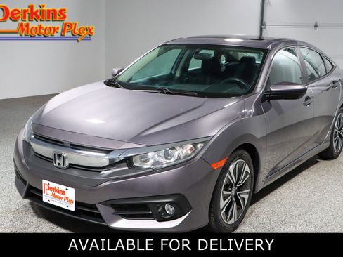 Used 2018 Honda Civic EX-T image 1