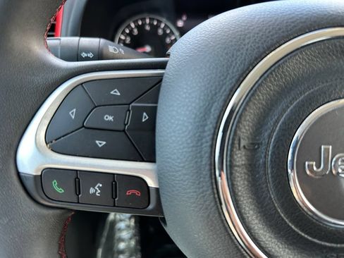 Certified 2023 Jeep Renegade Trailhawk AWD/4WD image 26