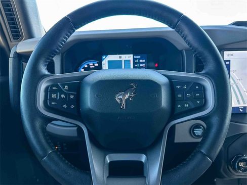 Used 2024 Ford Bronco Wildtrak image 26