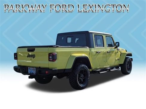 Used 2024 Jeep Gladiator Sport image 5