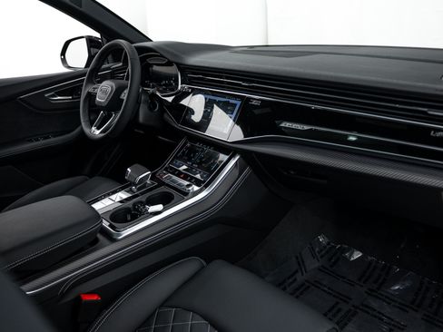 New 2026 Audi SQ8 Premium Plus AWD/4WD image 13