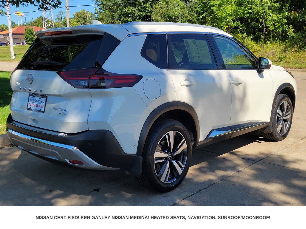 Certified 2023 Nissan Rogue Platinum w/ Platinum Premium Package AWD/4WD image 3