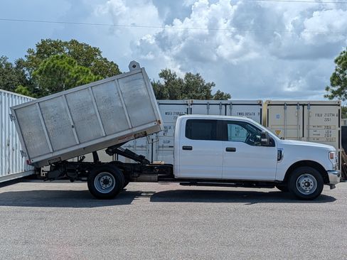 Used 2020 Ford F350 XL w/ Power Equipment Group RWD image 3