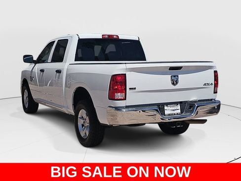 Used 2022 RAM 1500 Classic SLT w/ Electronics Group AWD/4WD image 5