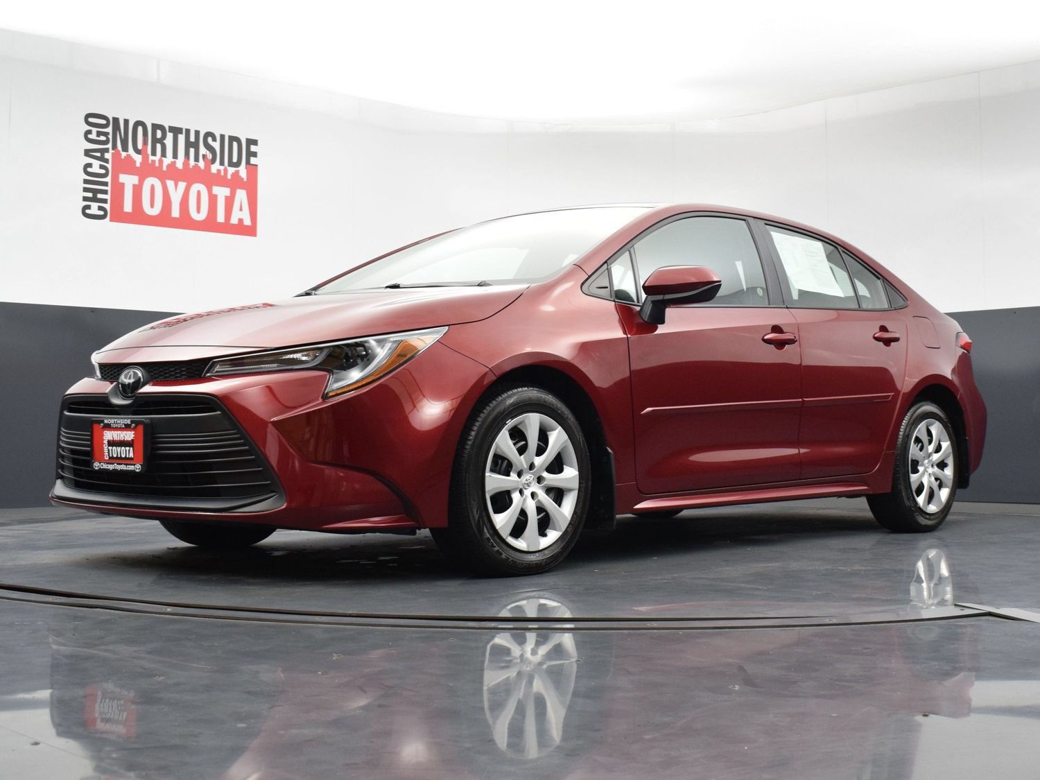 Certified 2025 Toyota Corolla LE FWD image 30