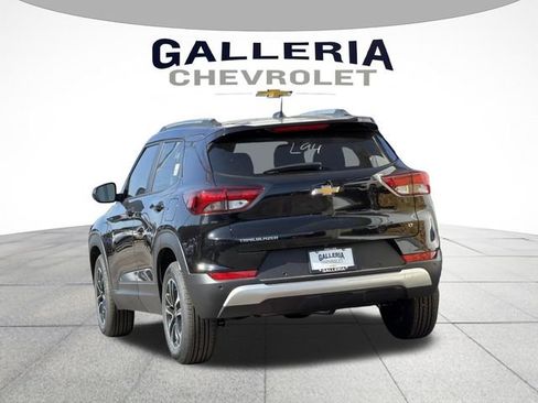 New 2026 Chevrolet TrailBlazer LT w/ Driver Confidence Package FWD image 5