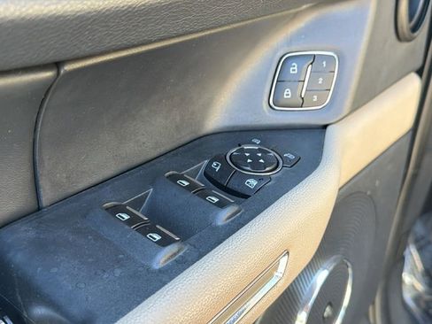 Used 2023 Ford Expedition Max Limited RWD image 15
