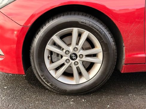 Used 2015 Hyundai Sonata SE image 10