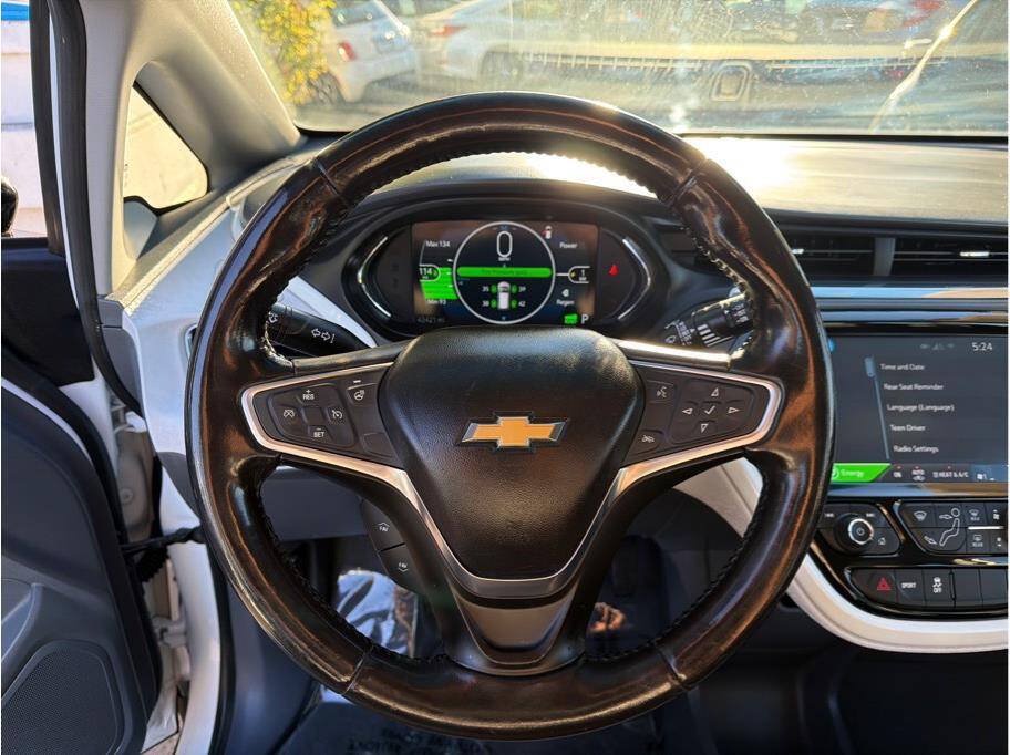 Used 2018 Chevrolet Bolt LT FWD image 9