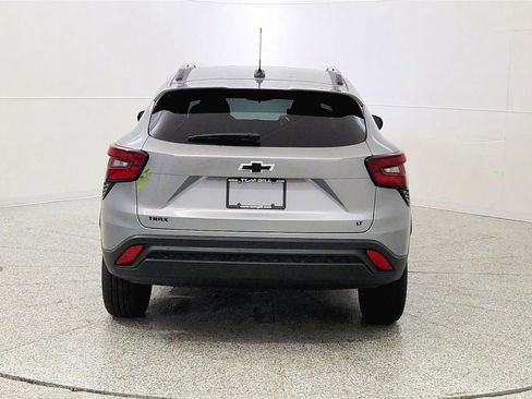 New 2026 Chevrolet Trax LT FWD image 6