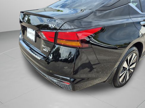 Certified 2022 Nissan Altima 2.5 SV AWD/4WD image 34