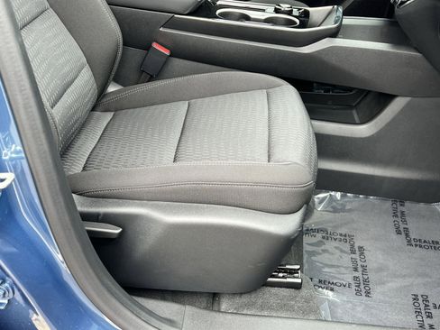 Used 2026 Chevrolet Equinox LT w/ Safety and Technology Package AWD/4WD image 31