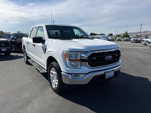 Certified 2022 Ford F150 XLT w/ Equipment Group 301A Mid AWD/4WD image 4