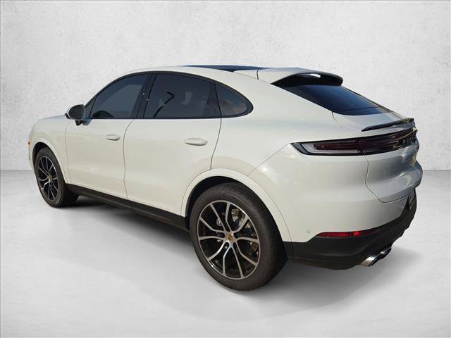 Used 2024 Porsche Cayenne Coupe AWD/4WD image 8