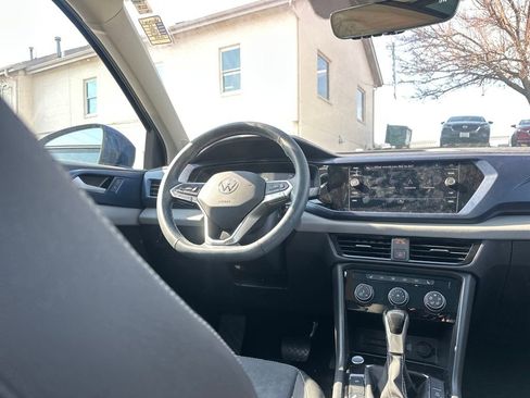 Used 2023 Volkswagen Taos SE image 15