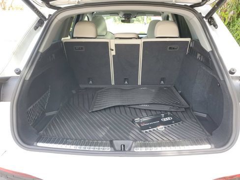 Certified 2025 Audi Q5 Premium Plus w/ Premium Plus AWD/4WD image 15