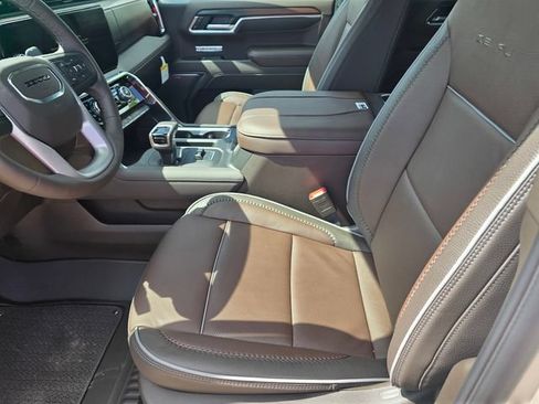 New 2026 GMC Sierra 1500 Denali AWD/4WD image 17